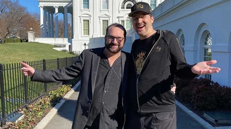 撲克頑童Hellmuth 展現與好友大嘴Matusow好（hǎo）交情（qíng）